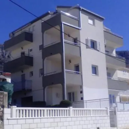 Διαμέρισμα Cihorich - *